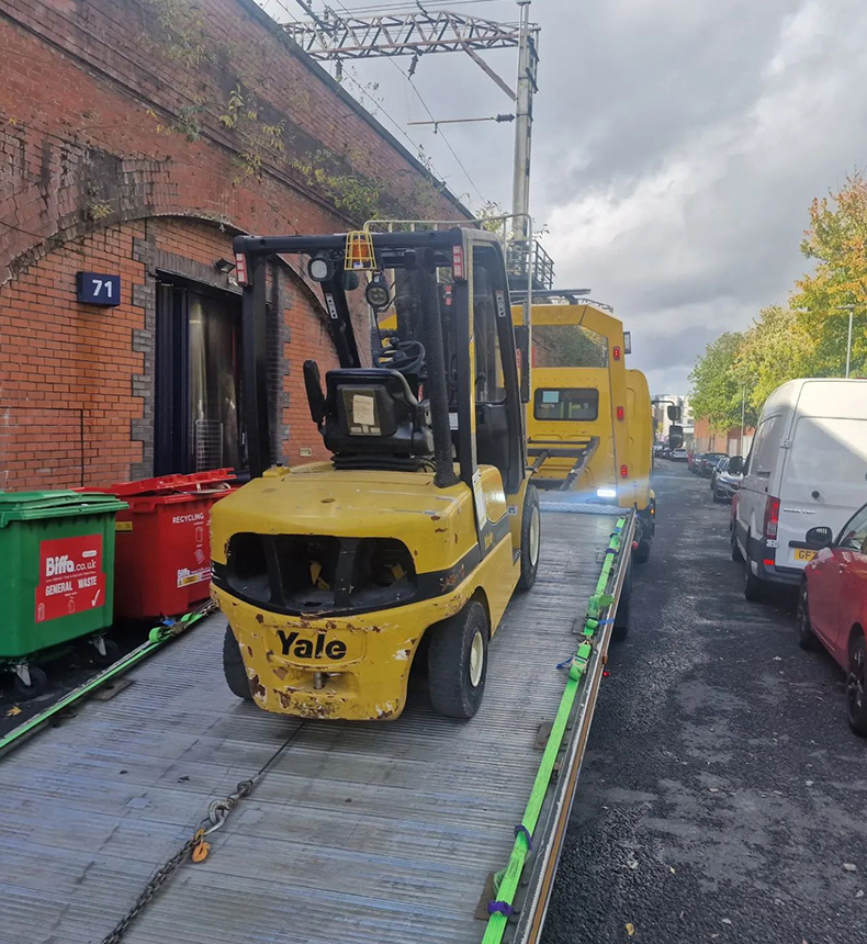 domestic and commercial vehicle recovery in Bolton